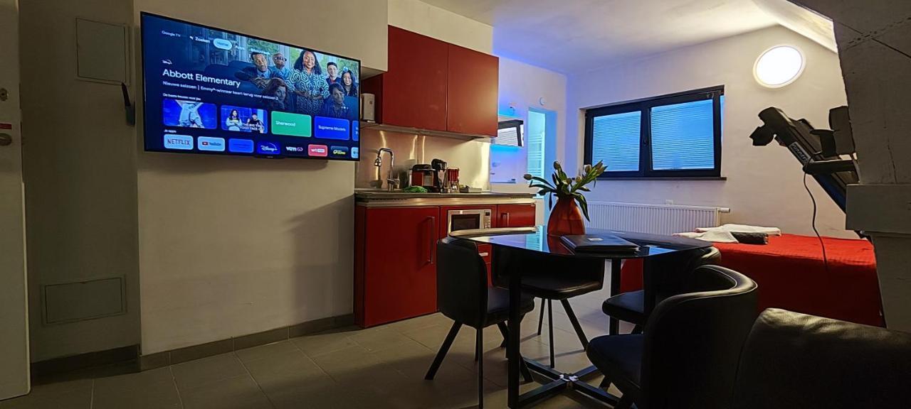Logeerkamer Xxl 25 M2 Zemst ภายนอก รูปภาพ